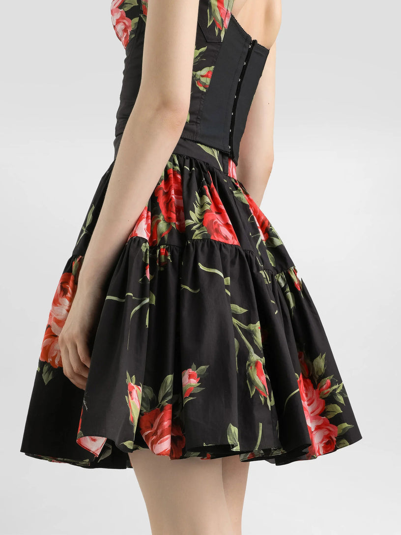 Short skirt with rose bouquet print