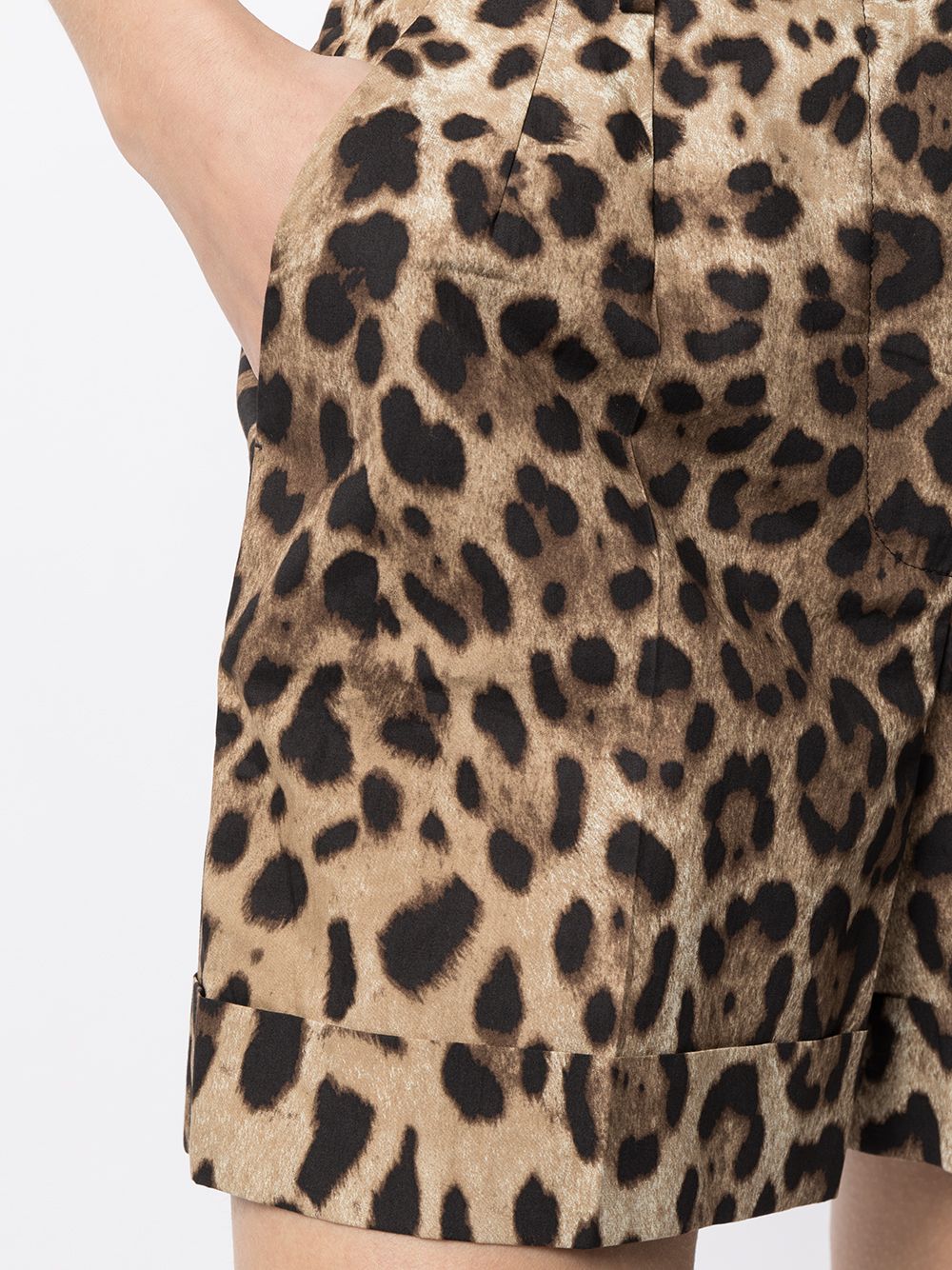 Leopard-print poplin shorts