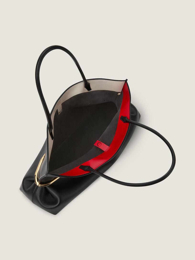 Pinch Squeezed Horizontal tote bag