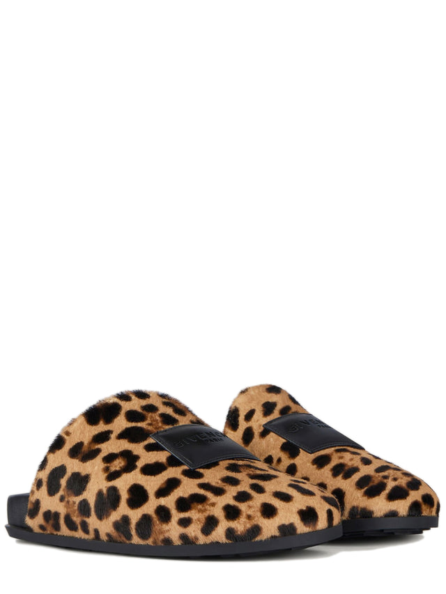 Mule piatte Label in pelle effetto cavallino con motivo leopardato
