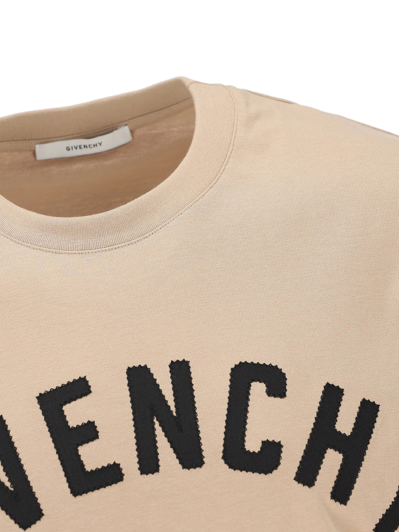 GIVENCHY Paris T-shirt