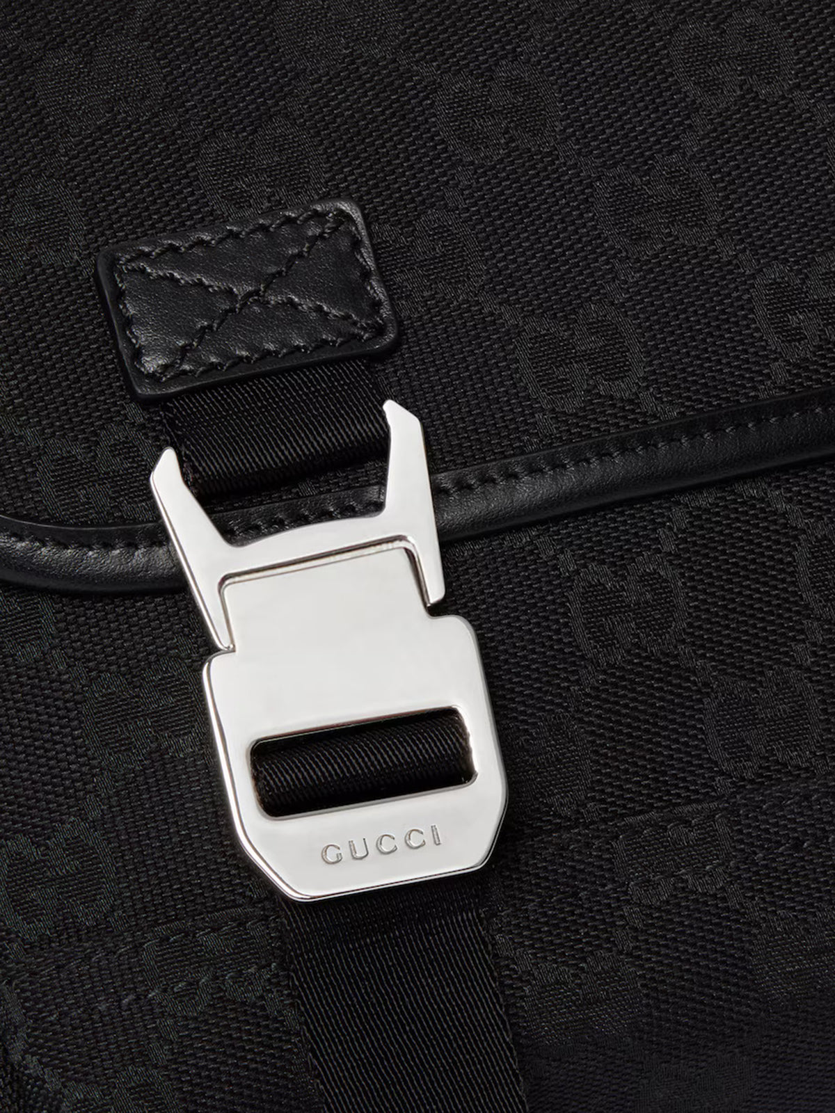 Small GG canvas shoulder bag