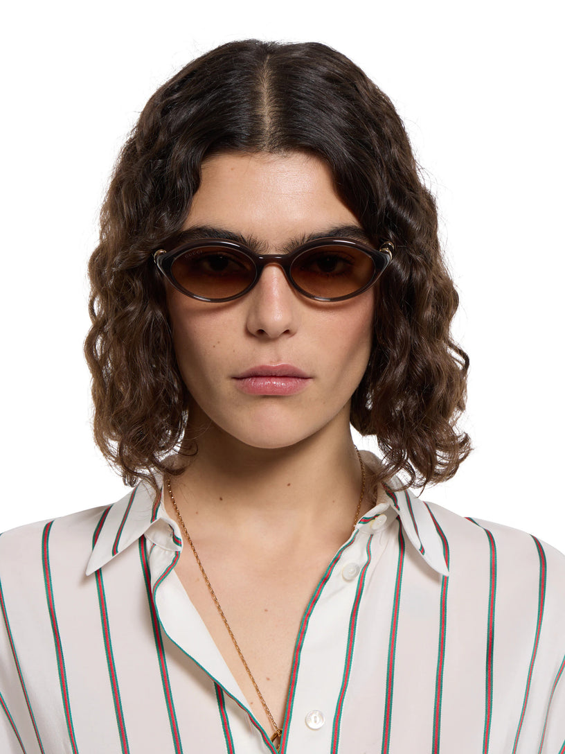 Oval sunglasses