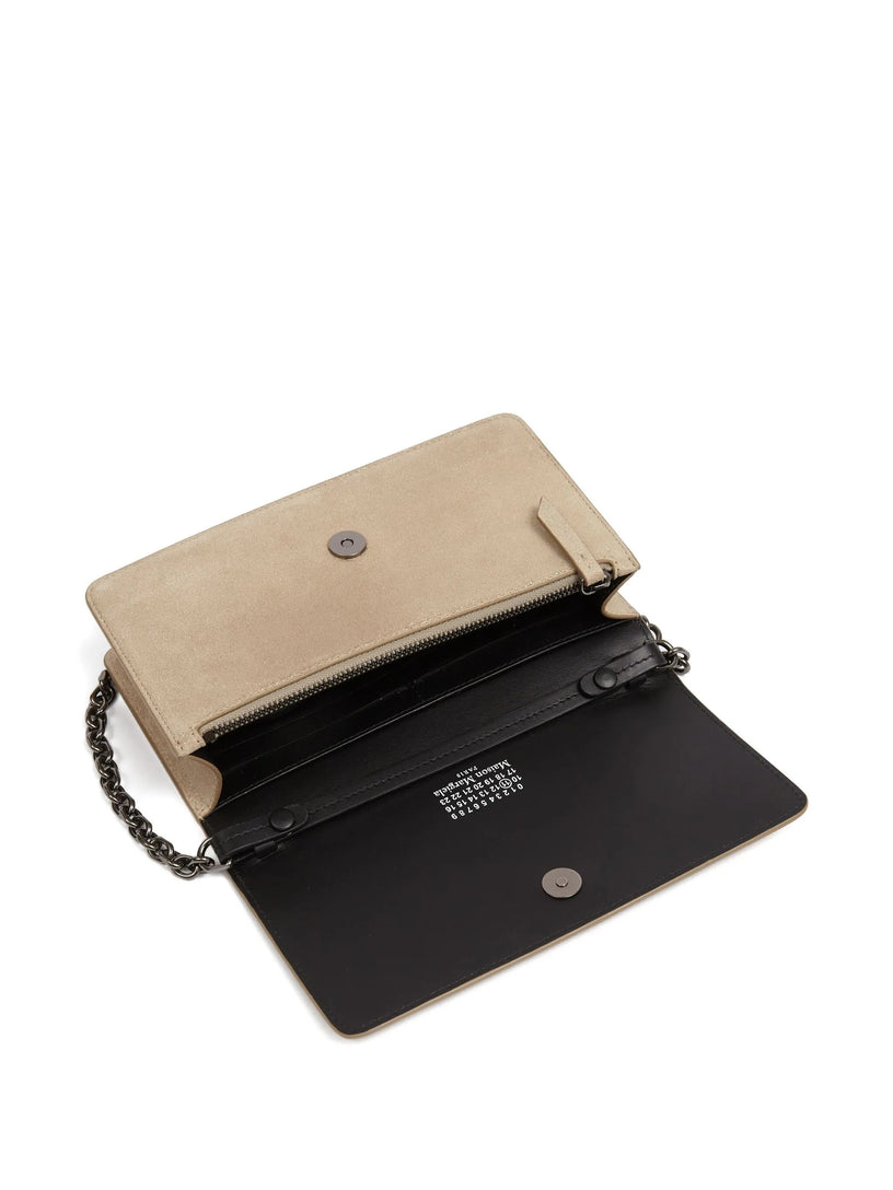 Four stitches chain wallet