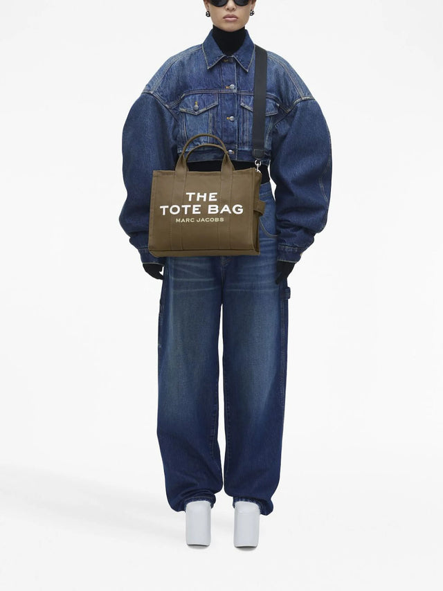 The medium tote