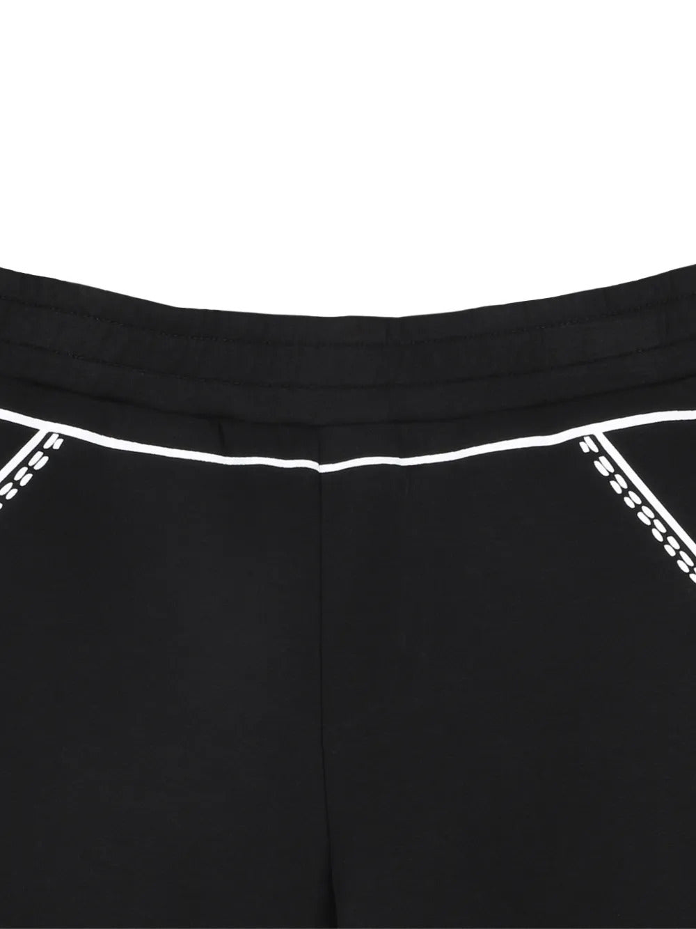 Elastic waist shorts