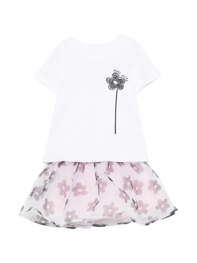 <strong>2-piece set</strong>