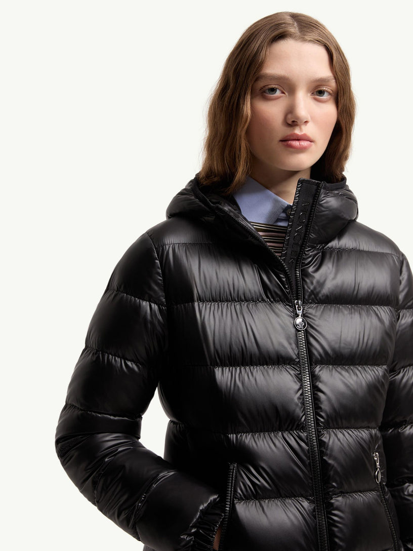 Glesse Hooded Short Down Jacket