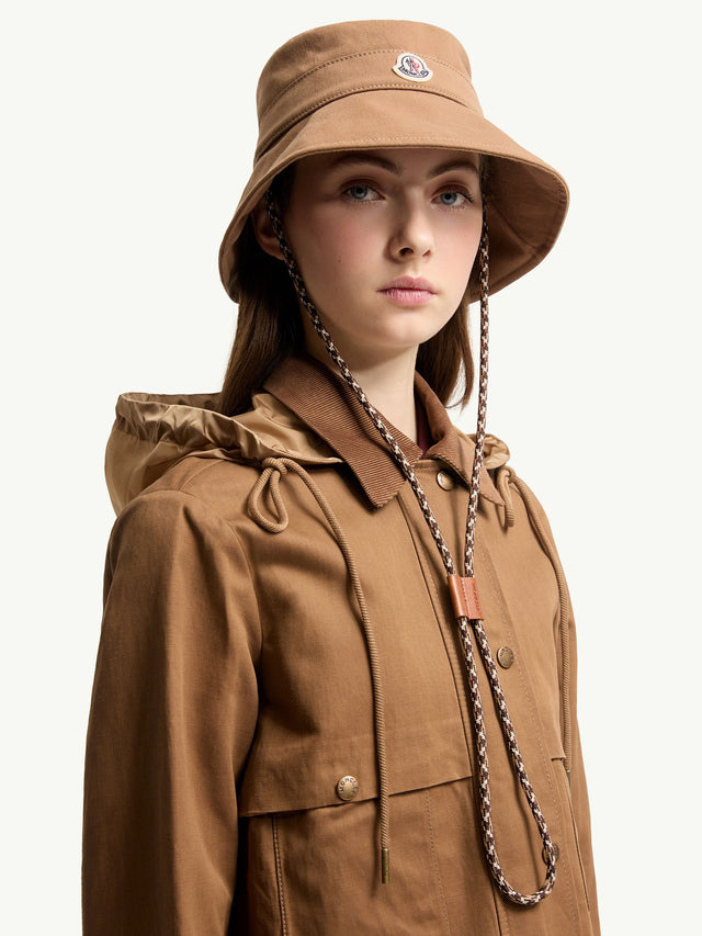 Bucket hat