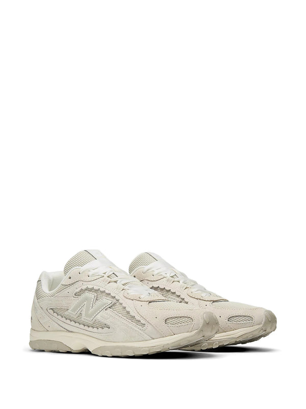 Sneakers 204L