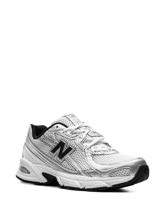 740 Sneakers