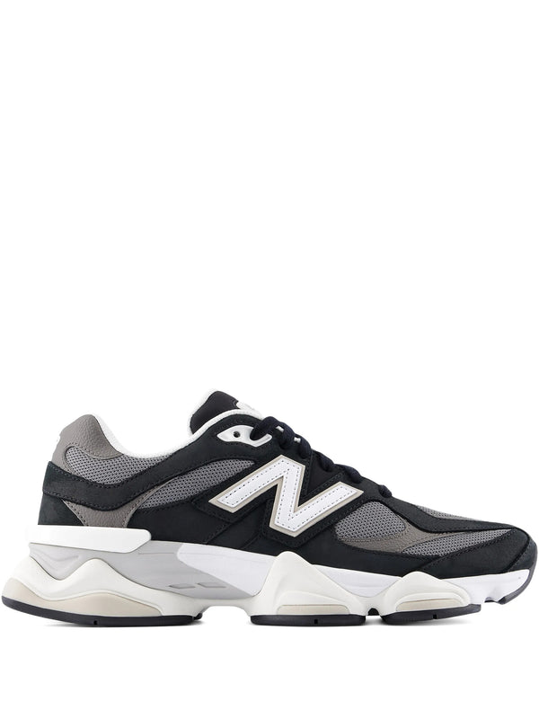 9060 Sneakers