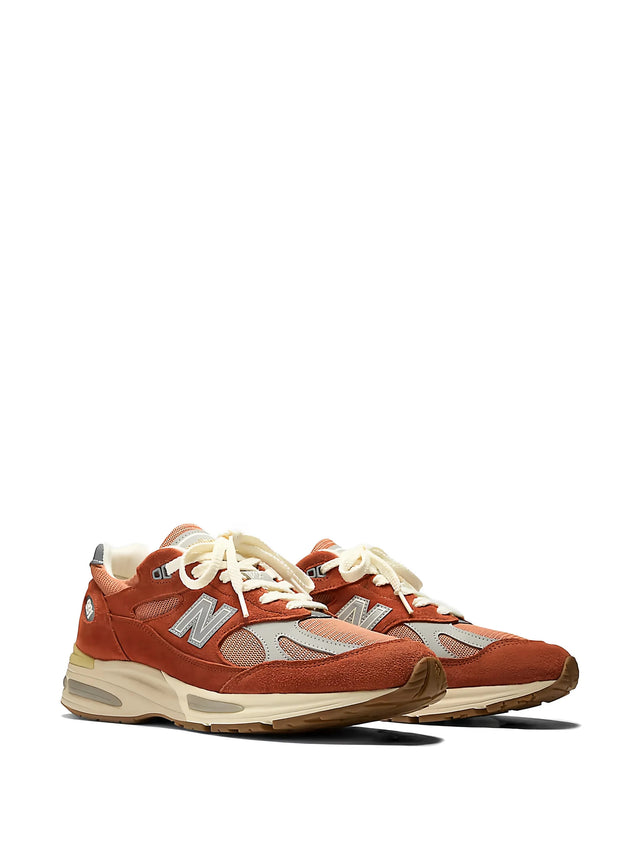 Sneakers Made in UK 991v2