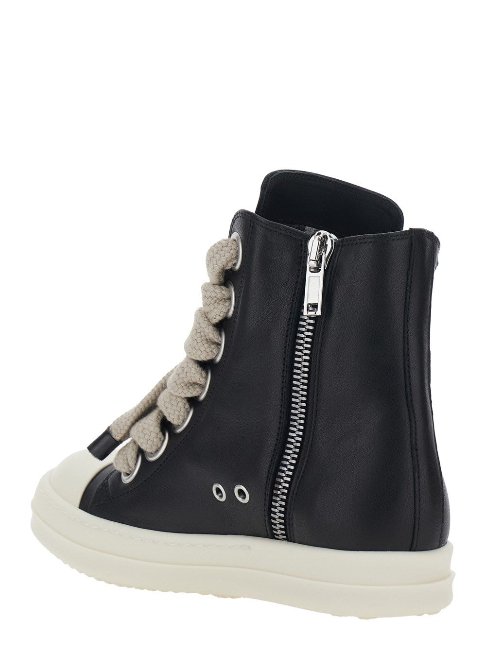 Jumbolace sneaks