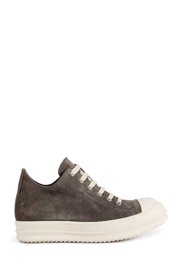 Low sneaks