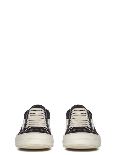 Vintage sneaks