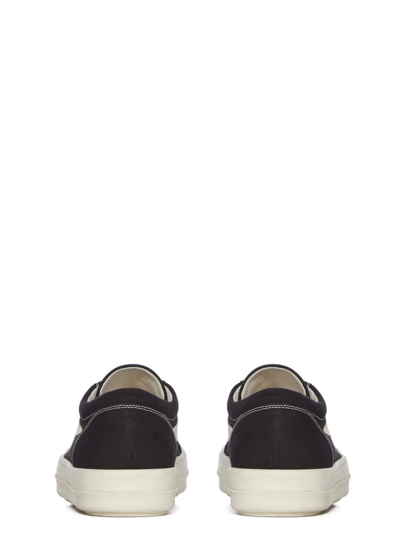 Vintage sneaks