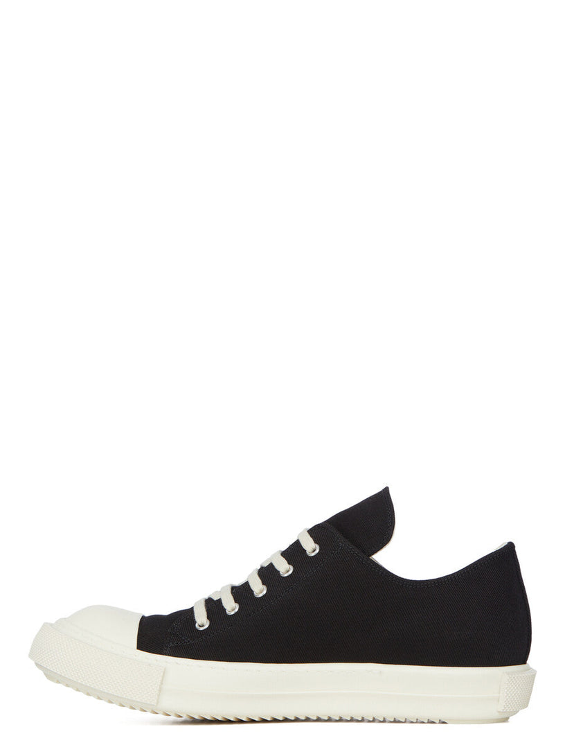 Extreme low sneaks