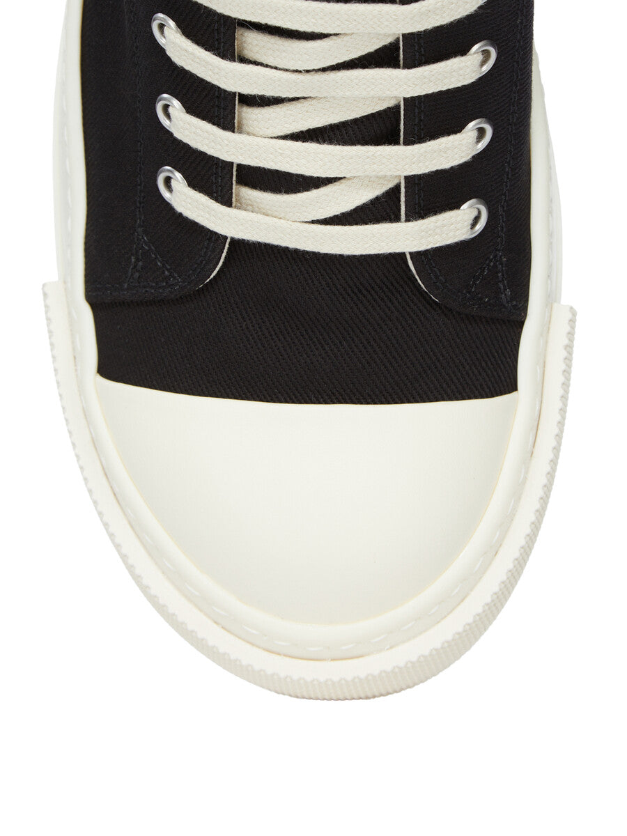 Extreme low sneaks
