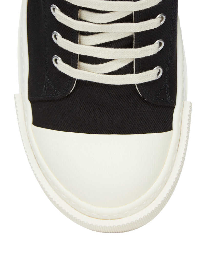 Extreme low sneaks