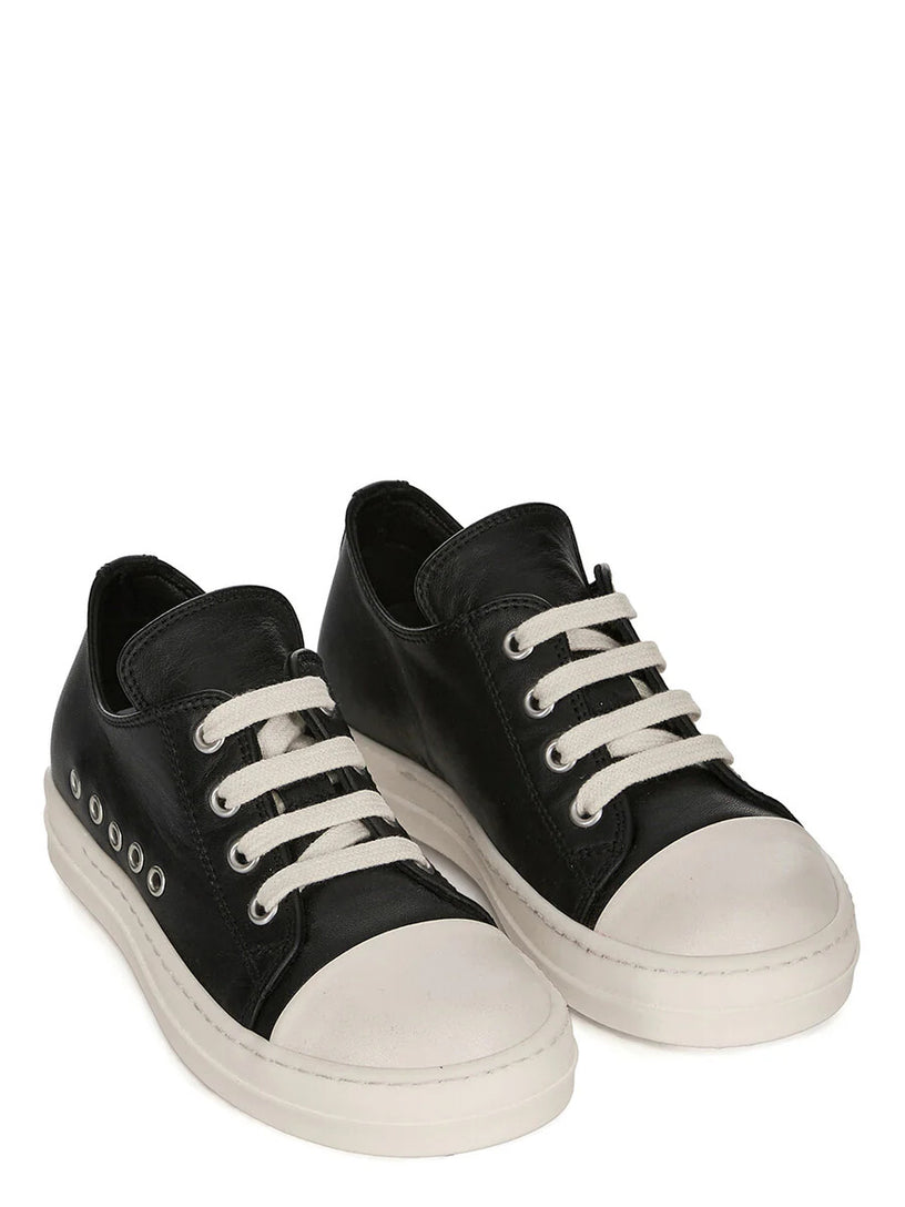 Extreme low sneaks