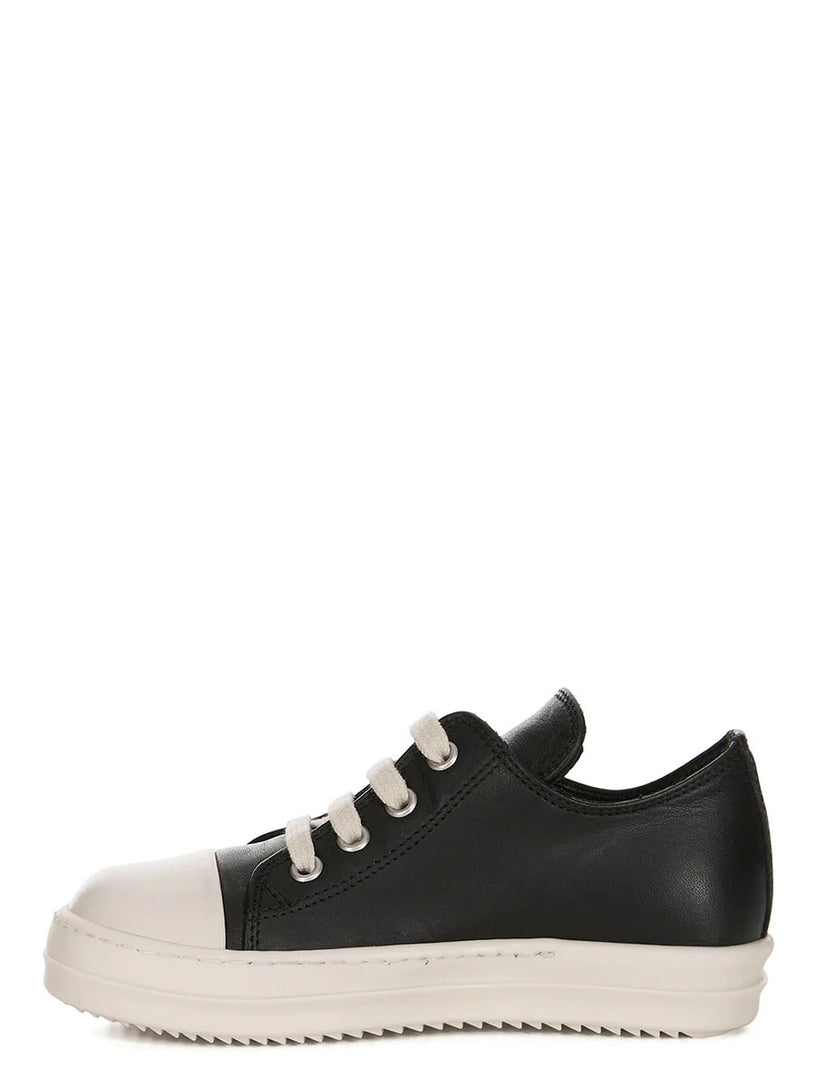 Extreme low sneaks