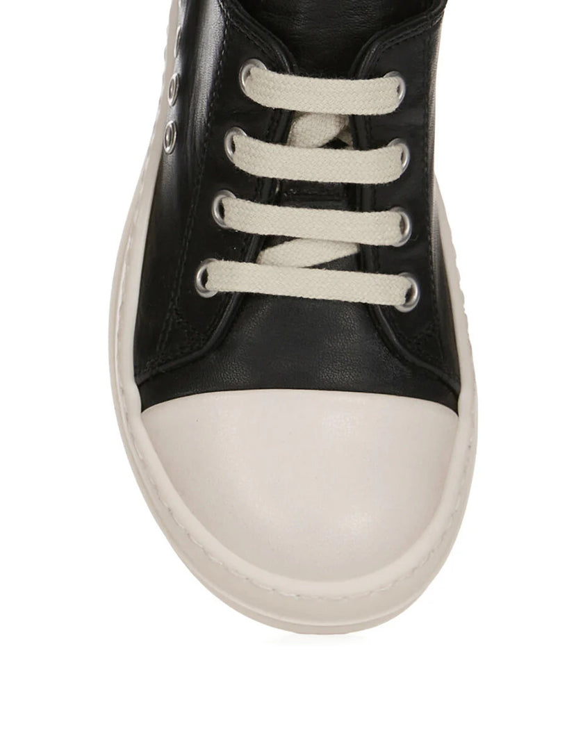 Extreme low sneaks