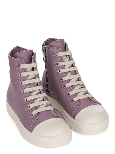 Sneaks