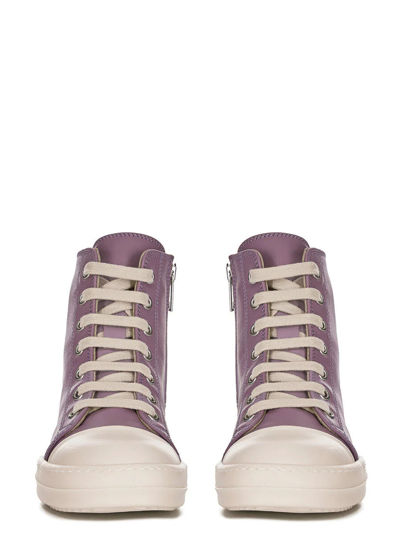 Sneaks