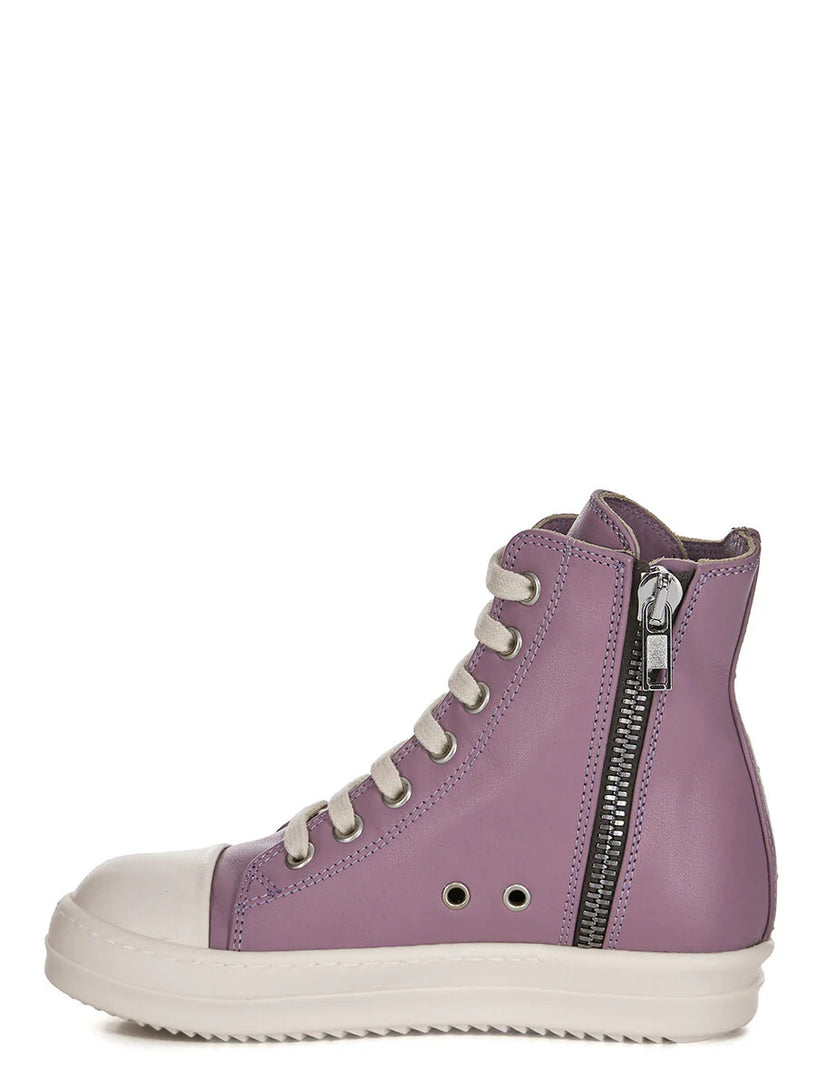 Sneaks