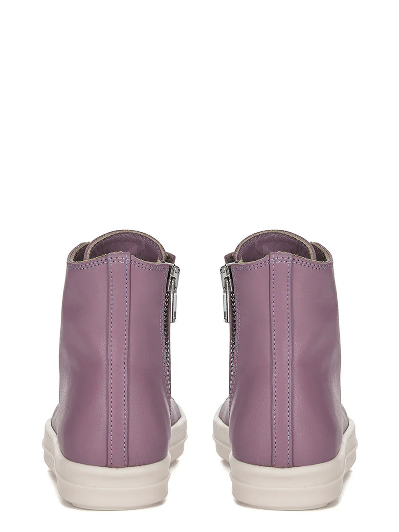Sneaks