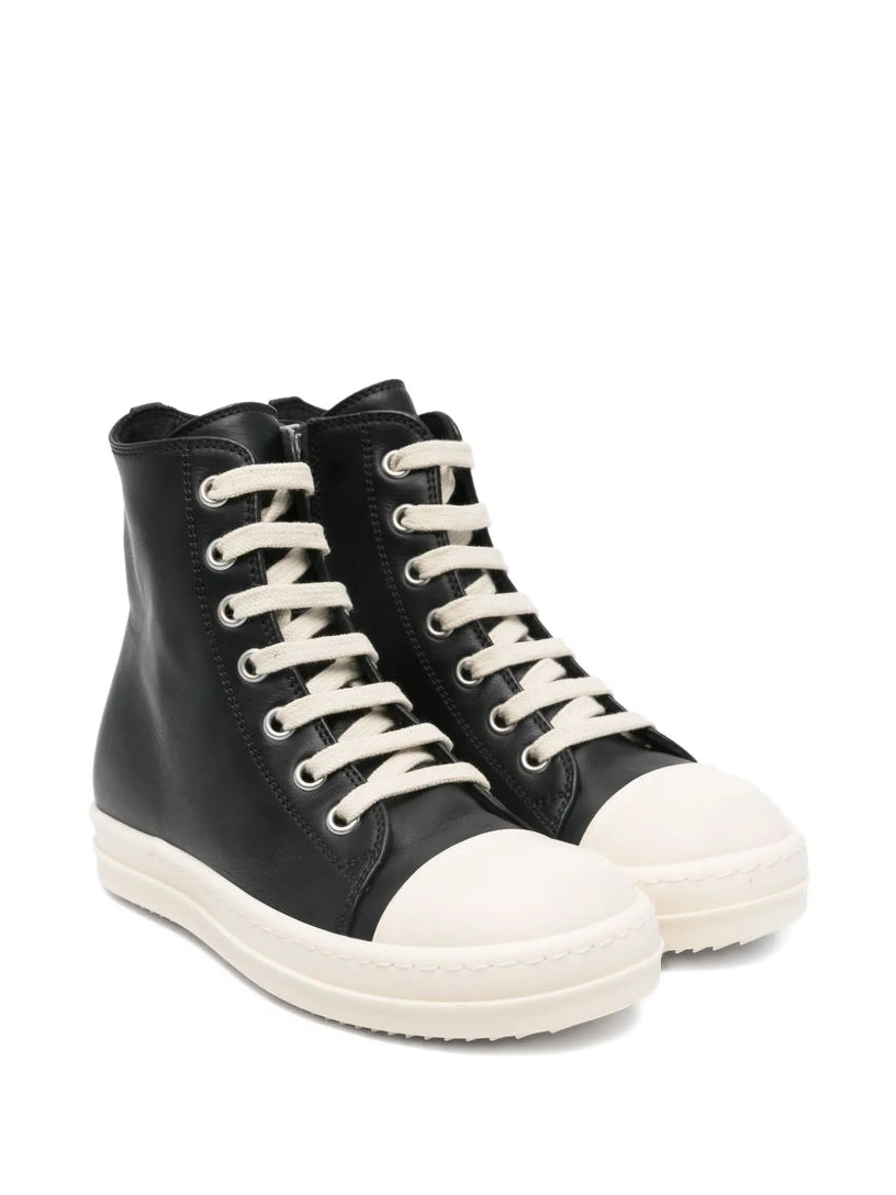 Sneaks