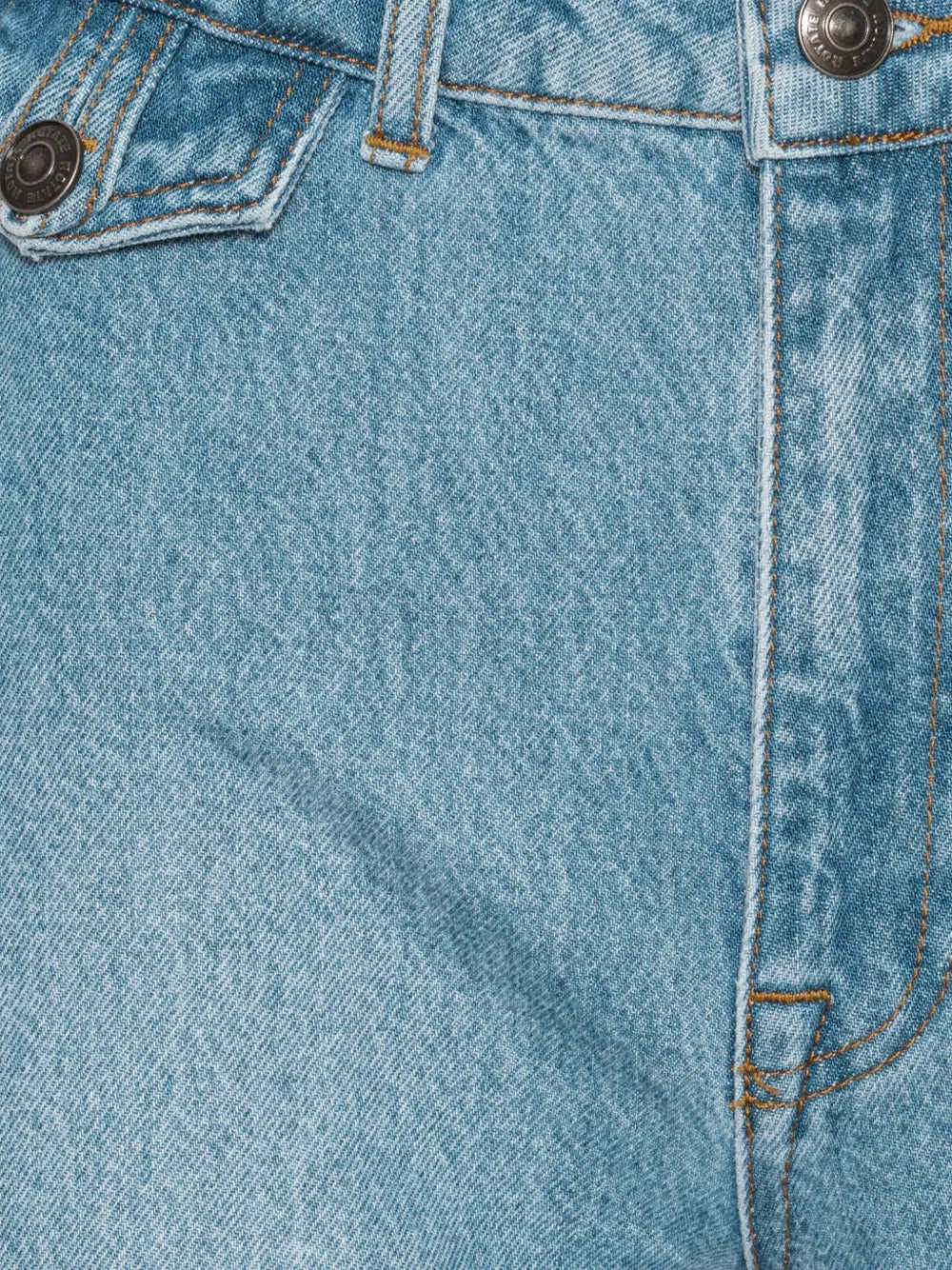 Belt-loops jeans