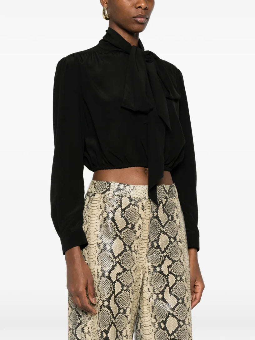 Blusa con collo lavallière in seta