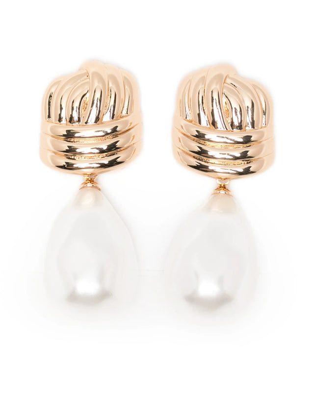 Pearl earrings with golden knot