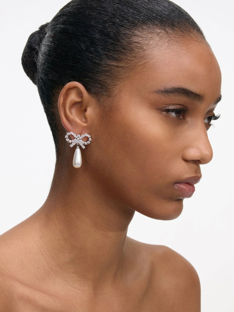 Crystal bow pearl earrings