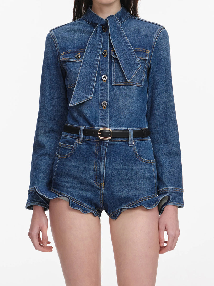 Tuta corta con volant in denim