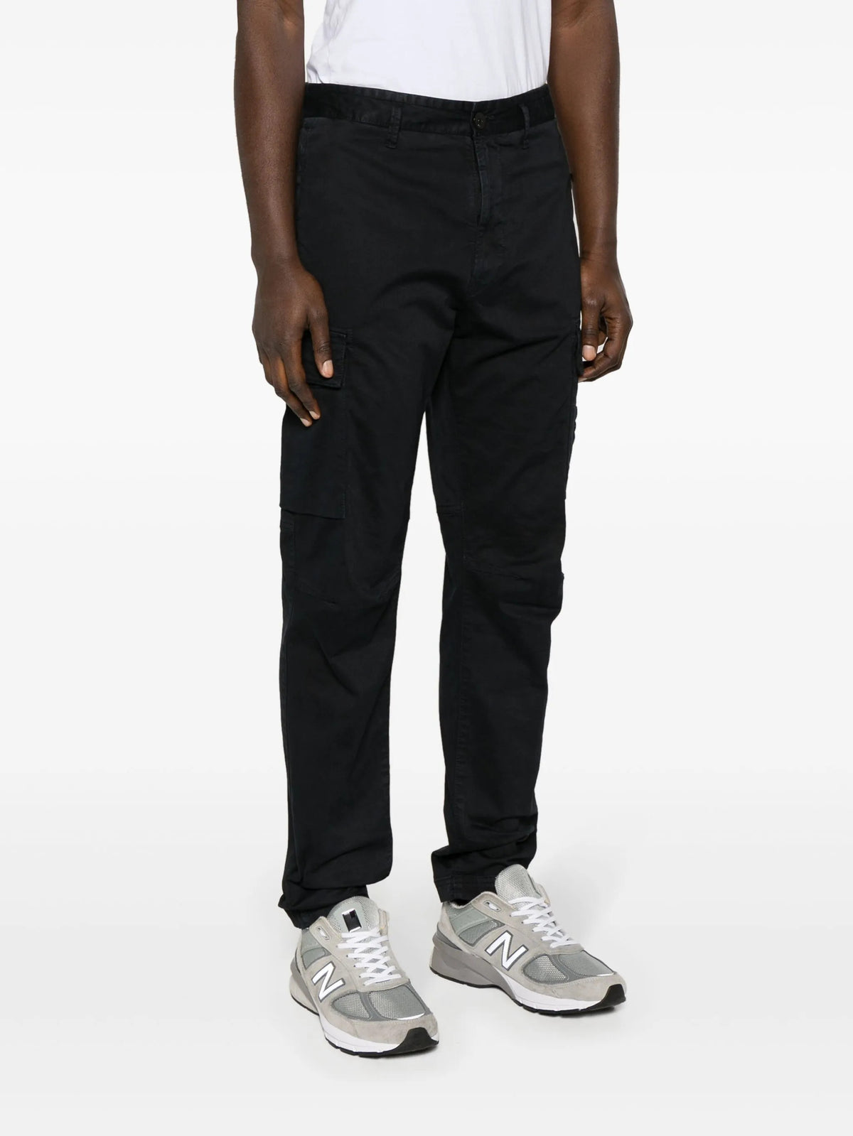 Regular tapered trousers