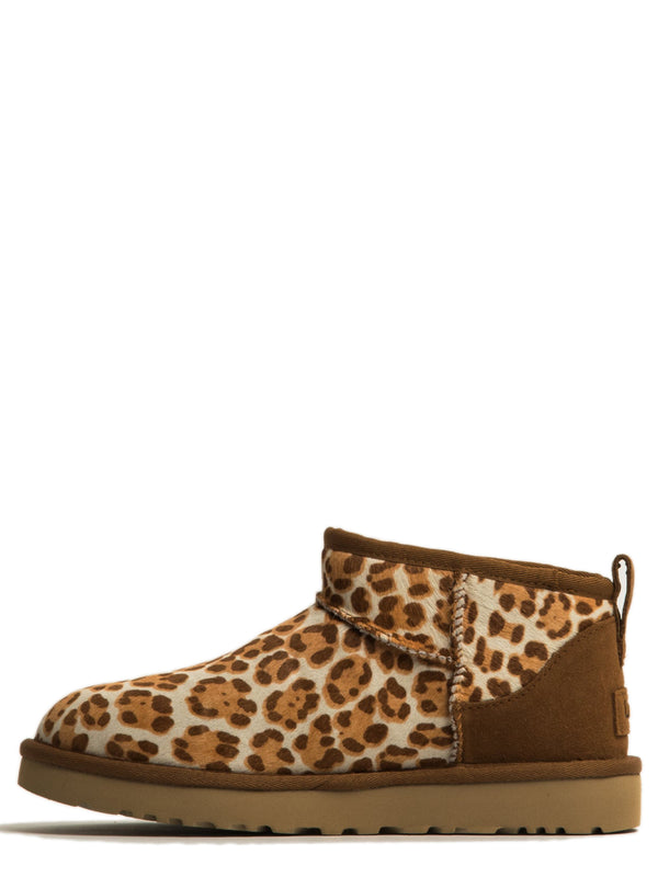 Classic Ultra Mini Plains Boots