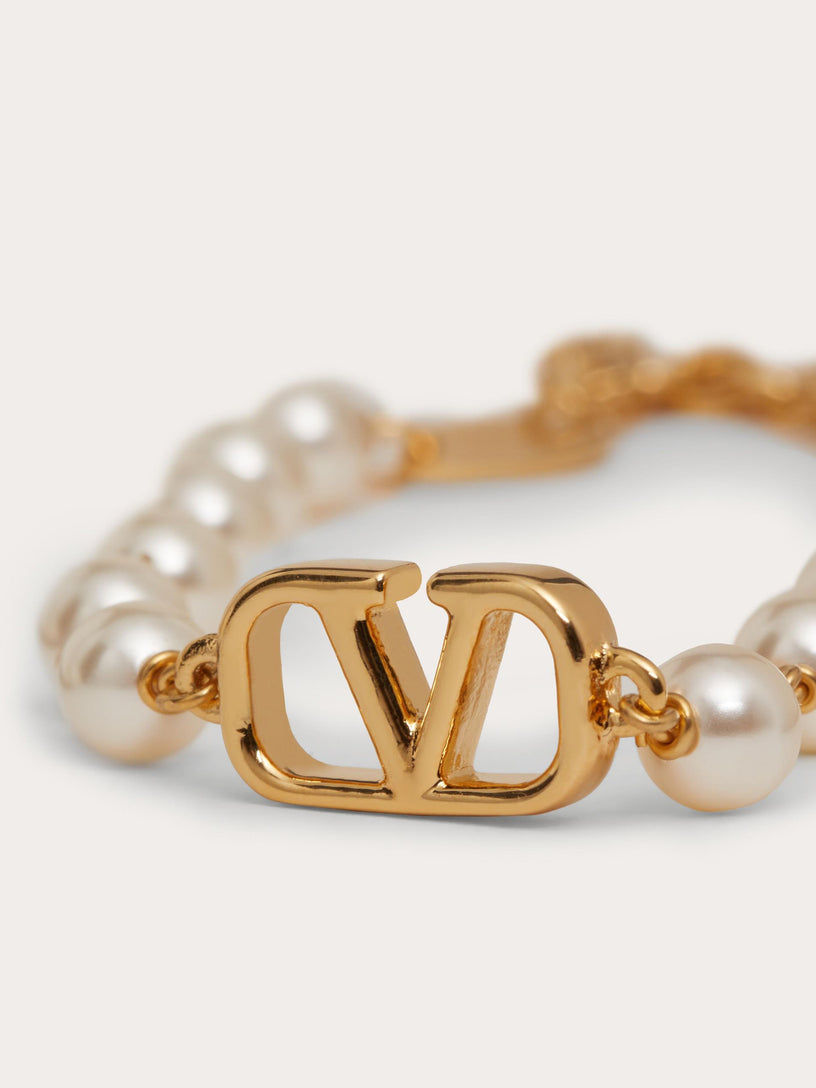 VLogo Signature Bracelet with Pearls