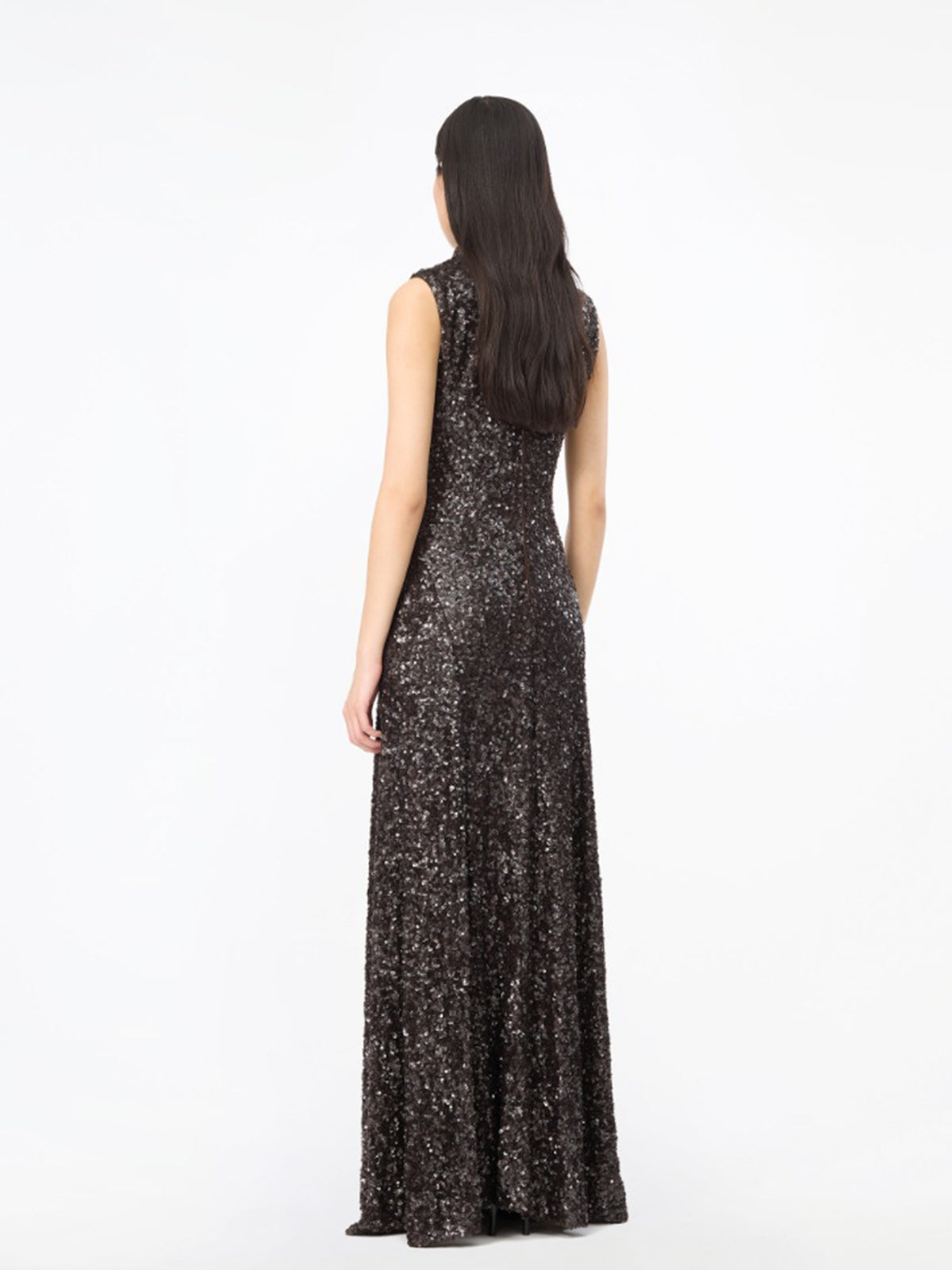 Abito lungo svasato con paillettes