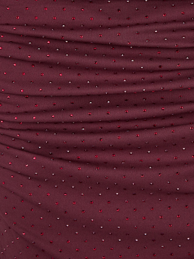 Abito lungo con scollo all'americana
